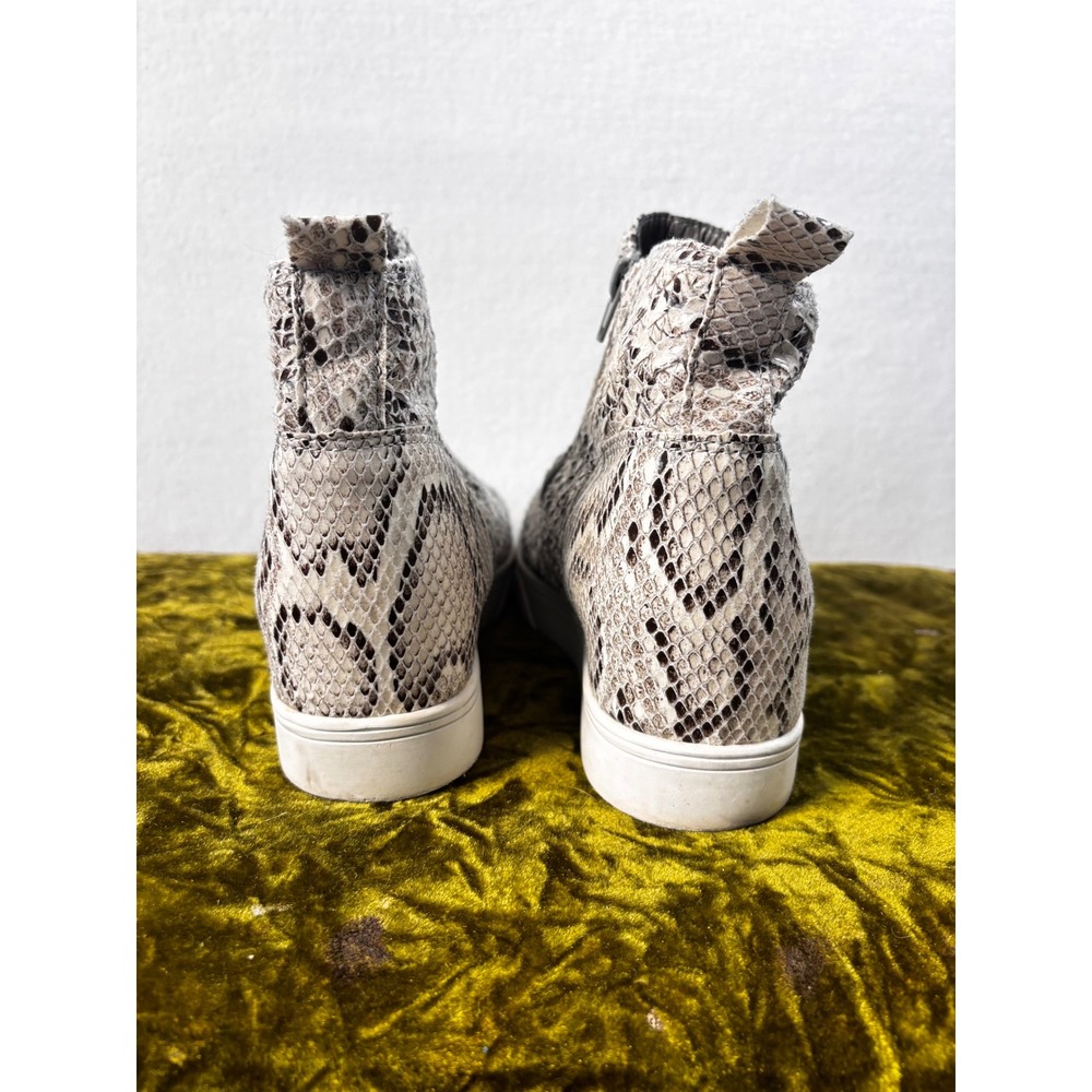 Corky's Hunt Snakeskin Wedge Sneakers Grey Cream High Top Zip Up Shoes Size 9 - Picture 4 of 12